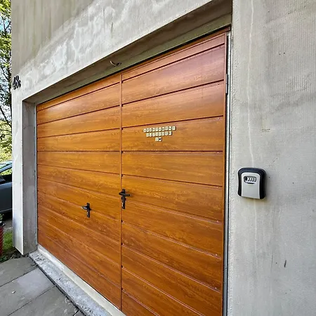 Guziczek2 Apartment Neumarkt